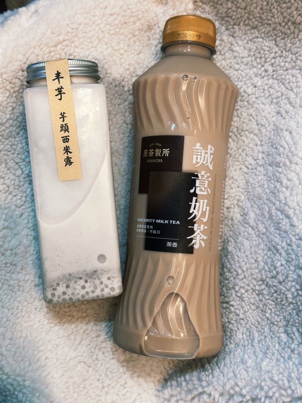 台北深夜美食｜長春路人氣宵夜太過份！連奶茶和芋頭西米露都好喝~胖老闆誠意肉粥