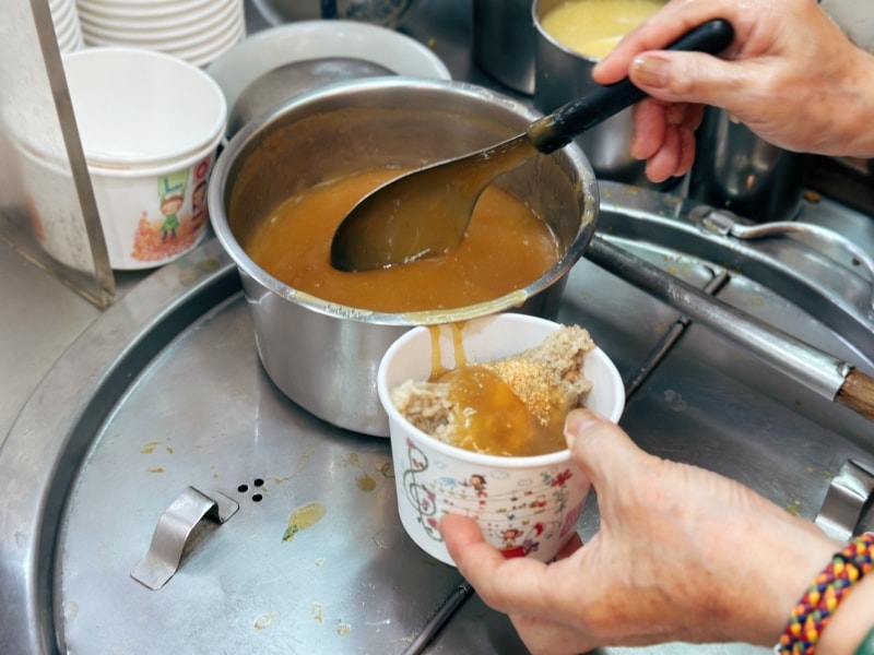 台北美食 | 後山埤最強小吃!【春來麵線】飄香 30 年,500 碗推薦的在地銅板美味全攻略 - 第16張圖 台北美食 | 後山埤最強小吃!【春來麵線】飄香 30 年,500 碗推薦的在地銅板美味全攻略